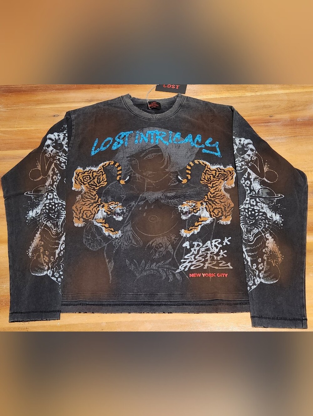 Lost Intricacy Twin Tiger Long Sleeve Shirt Large